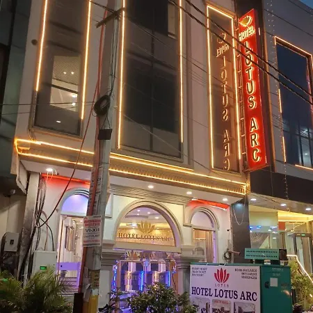 Hotel Lotus Arc Near Igi Airport